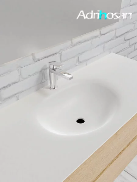 Mueble de baño suspendido Vica 120 Wood roble natural 2 cajones en acabado Wood roble natural mate. Un mueble de baño de apertura suave por uñero con encimera para grifo sobre encimera y seno centrado.