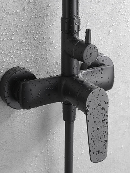 Columna ducha monomando con distribuidor integrado Negro Mate Ergos - La  fontanería en casa